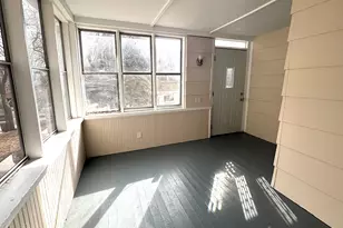 315 Annapolis St W, Saint Paul, MN 55118 - Photo 5