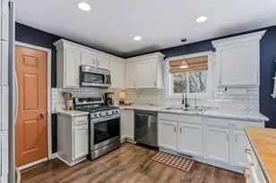 38610 Grand Ave, North Branch, MN 55056 - Photo 9