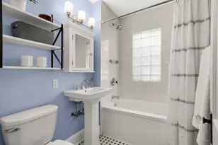 5325 Chowen Ave S, Minneapolis, MN 55410 - Photo 17