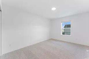 5233 Long Pointe Pass, Woodbury, MN 55129 - Photo 15