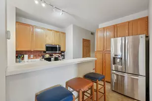 3824 Vermilion Ct S, Eagan, MN 55122 - Photo 9