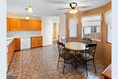 1928 Vierling Drive E, Shakopee, MN 55379 - Photo 7