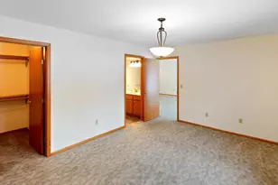 1928 Vierling Dr E, Shakopee, MN 55379 - Photo 15