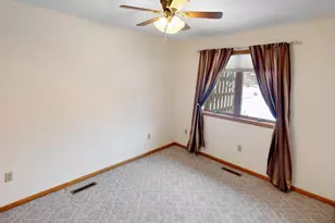 1928 Vierling Dr E, Shakopee, MN 55379 - Photo 19