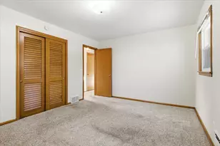 4500 Woodbine Ln N, Brooklyn Center, MN 55429 - Photo 19