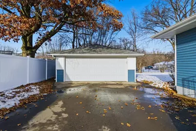 4500 Woodbine Lane N, Brooklyn Center, MN 55429 - Photo 35