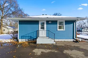 4500 Woodbine Ln N, Brooklyn Center, MN 55429 - Photo 3