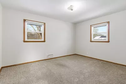 4500 Woodbine Lane N, Brooklyn Center, MN 55429 - Photo 17