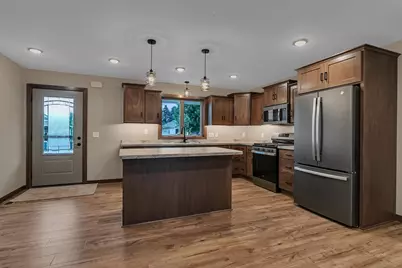 107 Barry Loop NW, Richmond, MN 56368 - Photo 5