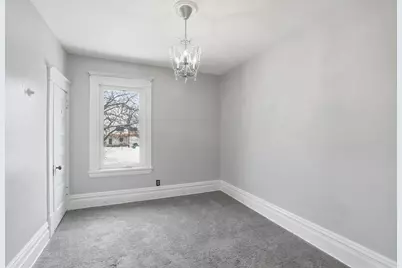 1009 Sherburne Avenue, Saint Paul, MN 55104 - Photo 21