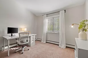 2670 Oxford St N, Roseville, MN 55113 - Photo 15