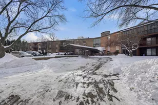 2670 Oxford St N, Roseville, MN 55113 - Photo 37