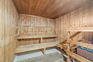 2670 Oxford St N, Roseville, MN 55113 - Photo 25