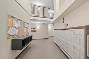 2670 Oxford St N, Roseville, MN 55113 - Photo 33