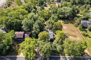 16101 Hilltop Rd, Eden Prairie, MN 55347 - Photo 29
