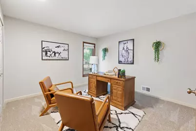 16101 Hilltop Road, Eden Prairie, MN 55347 - Photo 11