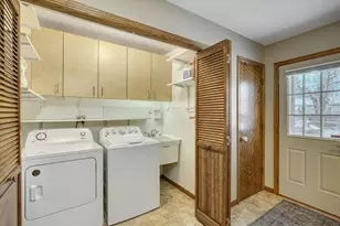 7864 Penn Ave N, Brooklyn Park, MN 55444 - Photo 11