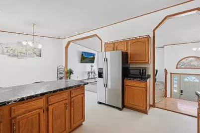 401 2nd Street NE, Dodge Center, MN 55927 - Photo 5