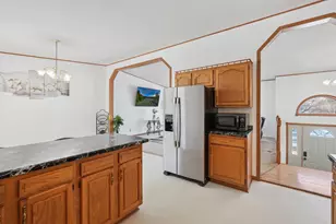 401 2nd St NE, Dodge Center, MN 55927 - Photo 5