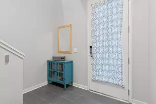 209 8th Street E, Saint Paul, MN 55101 - Photo 5