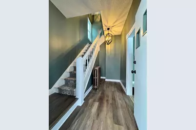 71 Winifred Street W, Saint Paul, MN 55107 - Photo 9