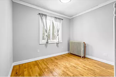 829 Lawson Avenue E, Saint Paul, MN 55106 - Photo 19