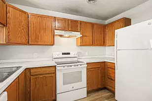 13179 Murdock Terrace, Eden Prairie, MN 55347 - Photo 7