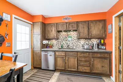 1221 Knight Avenue N, Thief River Falls, MN 56701 - Photo 5