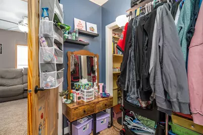 1221 Knight Avenue N, Thief River Falls, MN 56701 - Photo 9