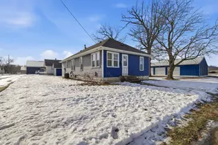 1204 1st Ave NE, Austin, MN 55912 - Photo 1