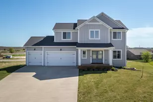 577 Keefe Ct NW, Eyota, MN 55934 - Photo 5