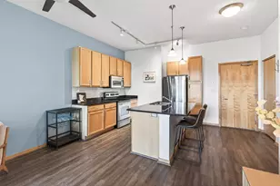 4525 Park Commons Dr, Saint Louis Park, MN 55416 - Photo 5