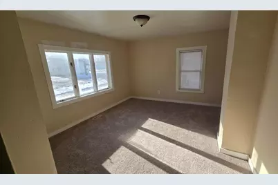 1007 7th Avenue NE, Austin, MN 55912 - Photo 7