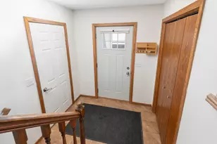 9180 Eden Prairie Rd, Eden Prairie, MN 55347 - Photo 19