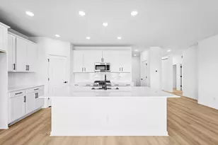 2995 Trinity Dr, Shakopee, MN 55379 - Photo 3