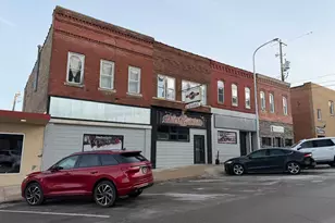 134 William Street W, Albert Lea, MN 56007 - Photo 1