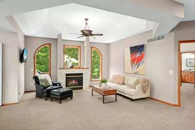 16551 Irwinton Circle, Lakeville, MN 55044 - Photo 5