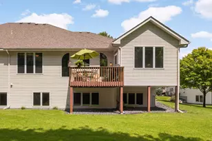 16551 Irwinton Cir, Lakeville, MN 55044 - Photo 37