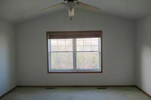 4002 Cedar Grove Ln, Eagan, MN 55122 - Photo 9