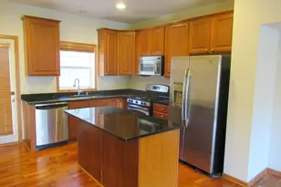 4002 Cedar Grove Ln, Eagan, MN 55122 - Photo 5