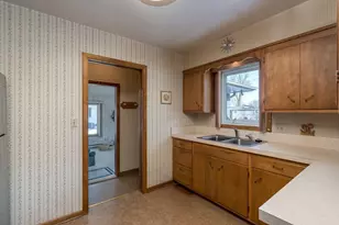 229 Pfau St, Mankato, MN 56001 - Photo 9