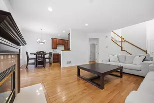 9796 Cupola Ln, Eden Prairie, MN 55347 - Photo 5