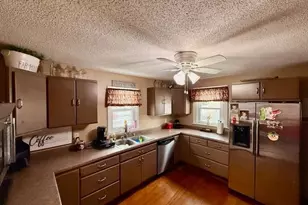 406 South Street E, Caledonia, MN 55921 - Photo 17