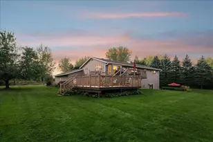 667 Red Maple Ln, Hudson, WI 54016 - Photo 11