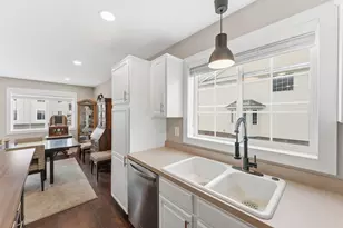 7598 Crimson Ln, Savage, MN 55378 - Photo 5