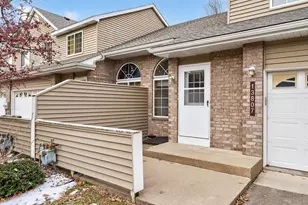 13807 Granada Way, Apple Valley, MN 55124 - Photo 3