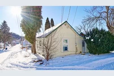 304 Sanderson Street, Red Wing, MN 55066 - Photo 3