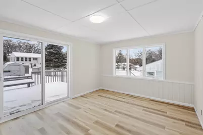 3933 Edgewood Avenue N, Crystal, MN 55427 - Photo 17