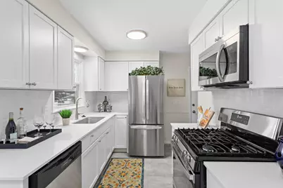 3933 Edgewood Avenue N, Crystal, MN 55427 - Photo 13