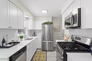 3933 Edgewood Ave N, Crystal, MN 55427 - Photo 13